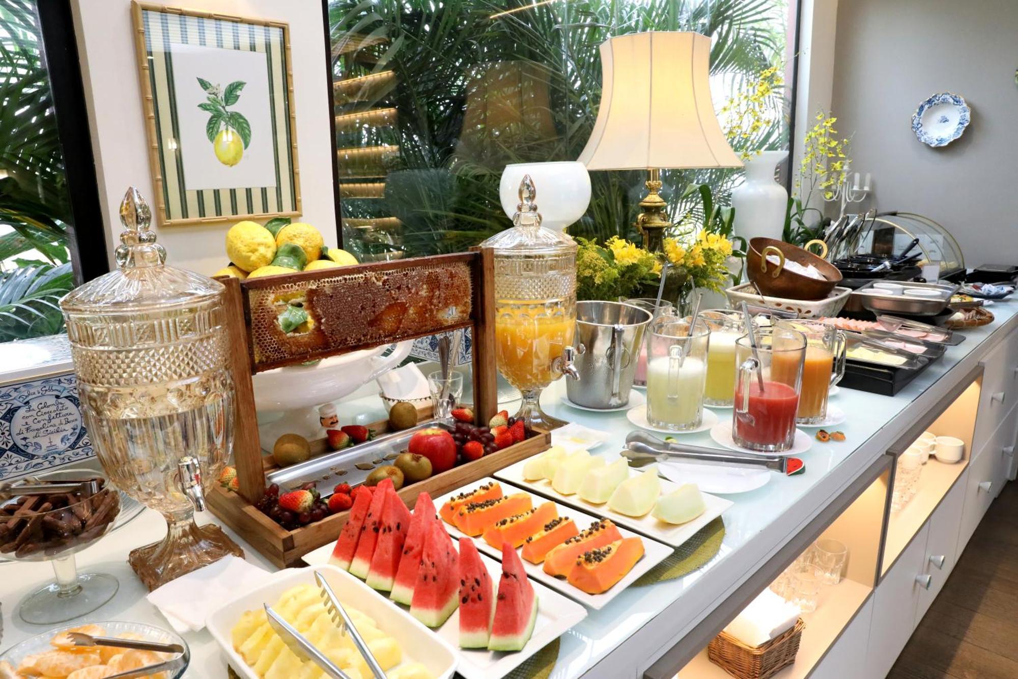 Hotel Roda D'Agua Andradina Екстериор снимка