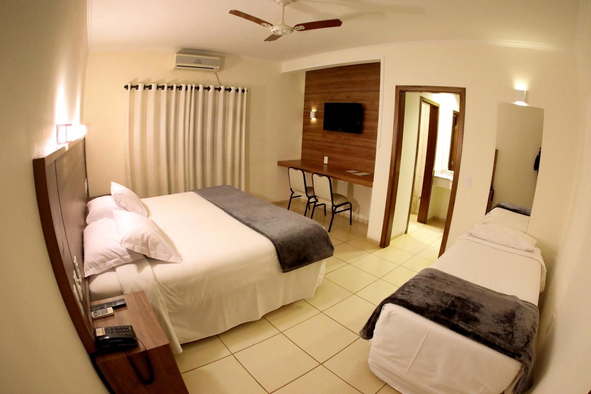 Hotel Roda D'Agua Andradina Екстериор снимка