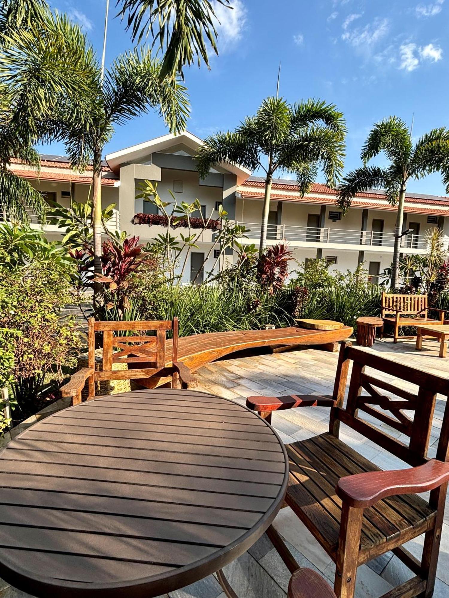 Hotel Roda D'Agua Andradina Екстериор снимка